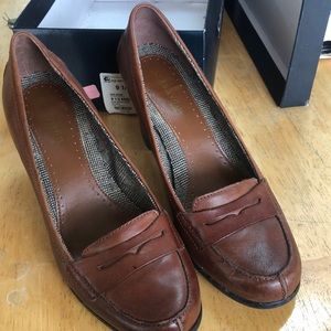 St. John’s bay helled penny loafer